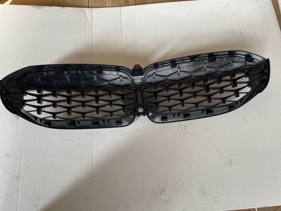 Grila grile bara BMW seria 3 G20 G21 M sport