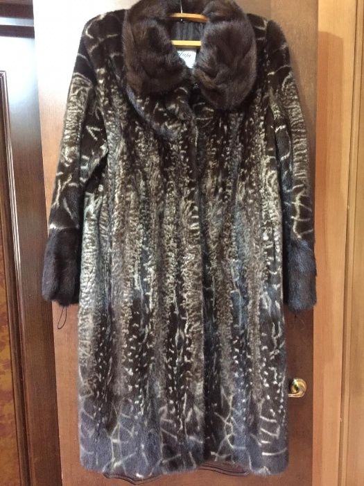 Продам норковую шубу