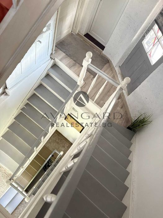 Продава се Етаж от къща в Пловдив, Център - 140 кв.м за 2508 €/кв.м - Снимка #9