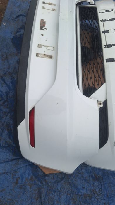 Bara fata capota far Seat Ibizta facelit 2014 tragar triple oglinda