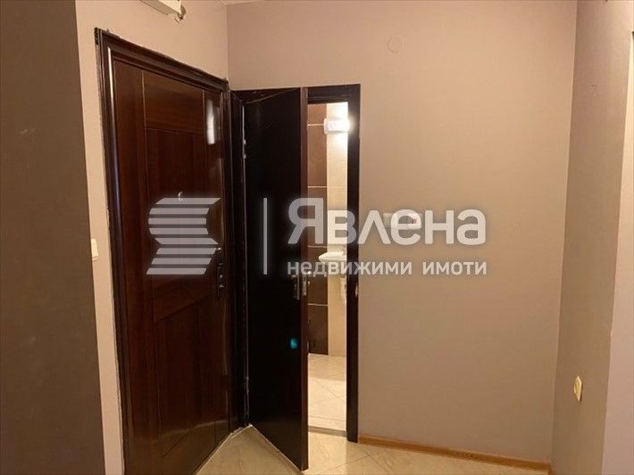 Продава се Двустаен апартамент в Бургас, Сарафово - 76 кв.м за 1448 €/кв.м - Снимка #7