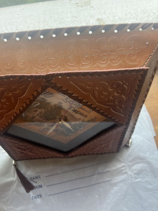 Часы сувенирные ручная работа