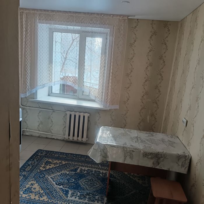 Продам 1 ком улутшенную  квартирау