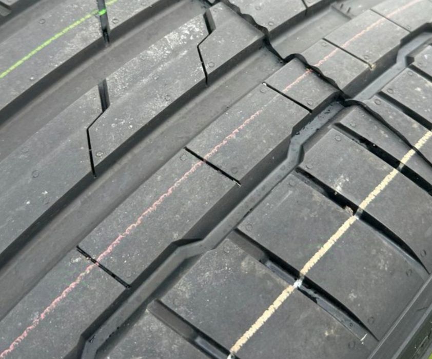 Оригинални джанти с гуми летни 21 цола за Audi Rs6 Rs7 дот 2023 Нови!