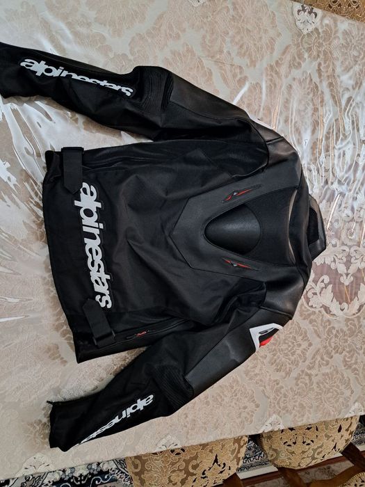 Продается мото куртка