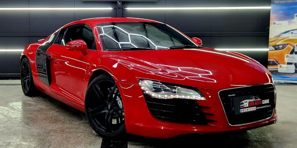 Audi R8 Audi R8 4.2FSI 420 CP , an 2008 / 78.000 km / Bang&Olufsen / CARBON