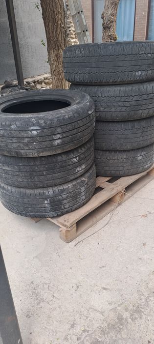 Продам бу шины от пикапа