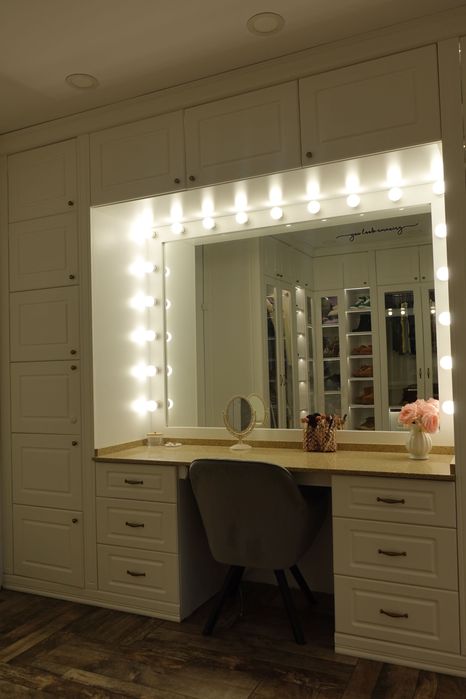 Casa cu piscina in Zavoi