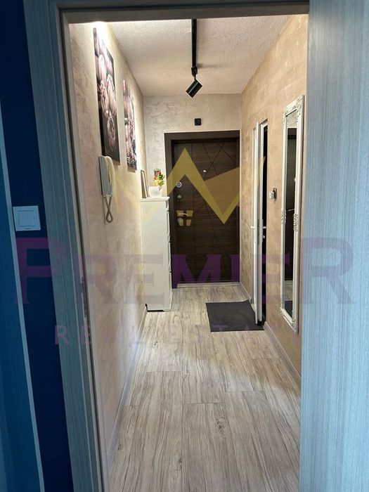 Продава се Тристаен апартамент в Варна, Възраждане 3 - 73 кв.м за 2192 €/кв.м - Снимка #4