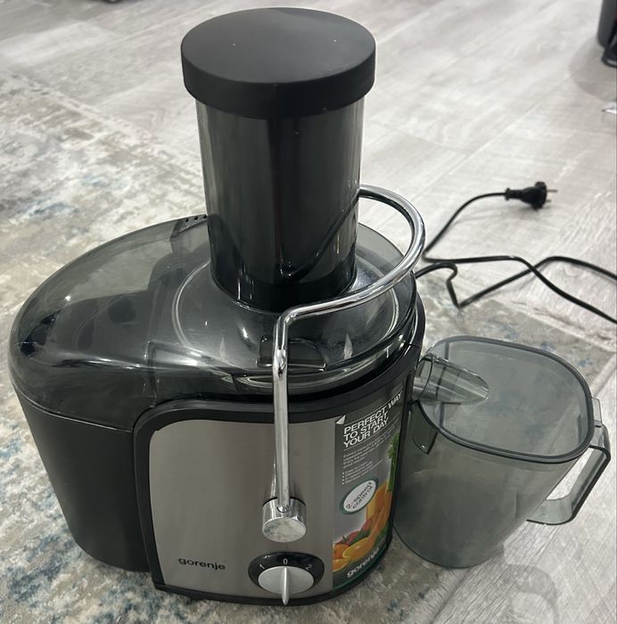 Vand storcator fructe