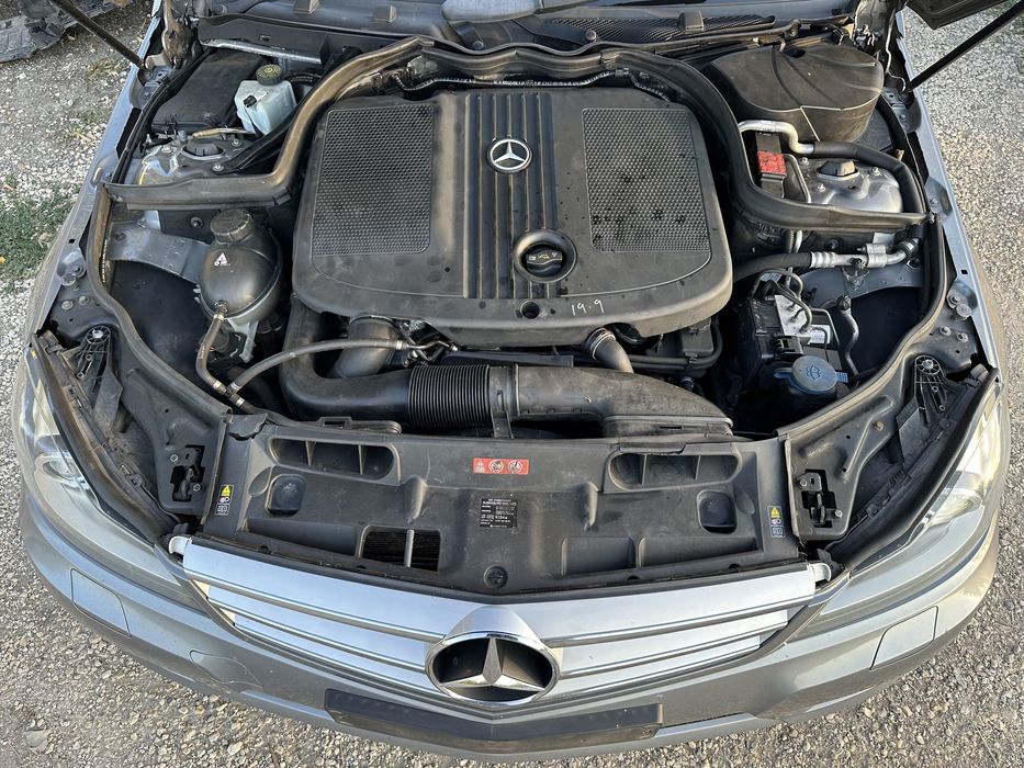 Mercedes C220CDI на части