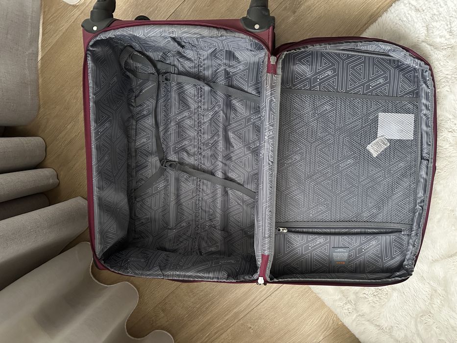 Куфар Estil 67 cm лилав