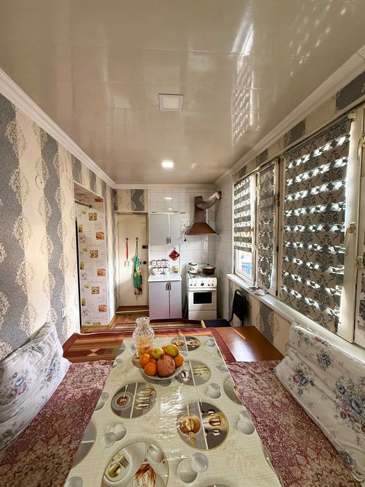 3 xonali uy sotiladi