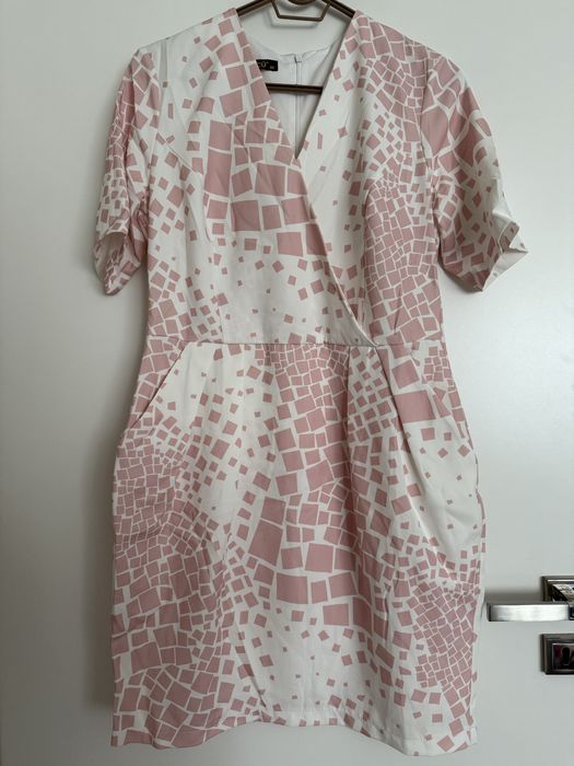 Официални рокли - обличани по веднъж