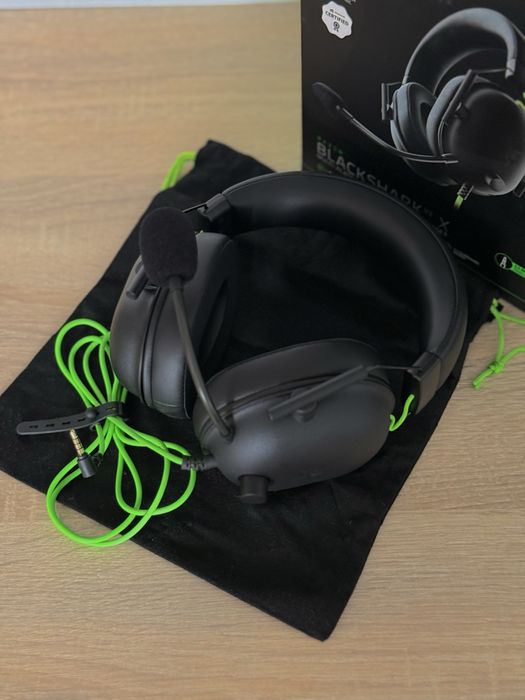 Casti Razer BlackShark v2 x