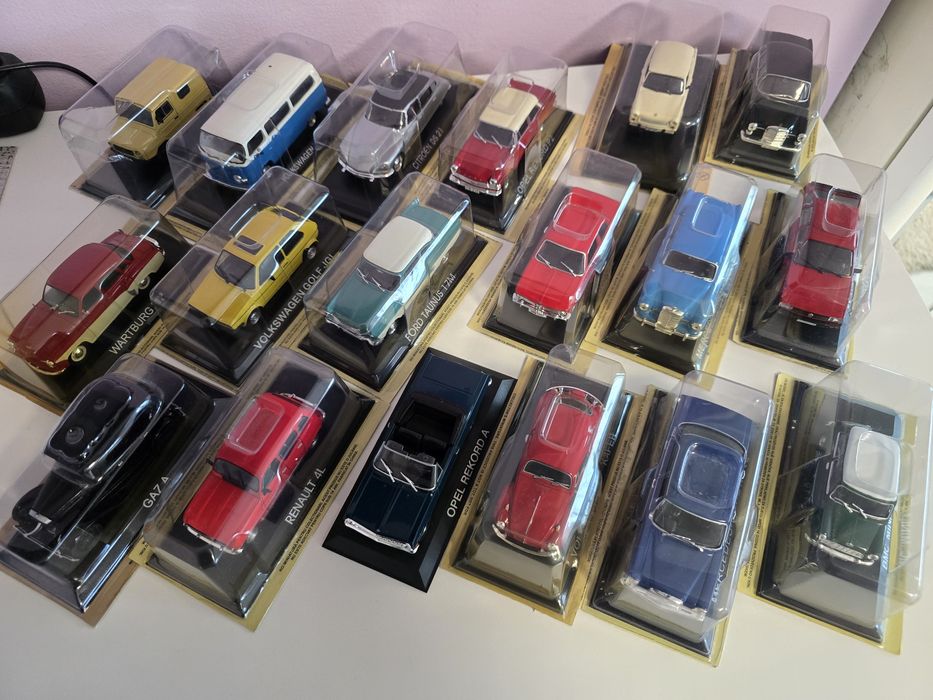 Machete Mașini de legenda 1/43