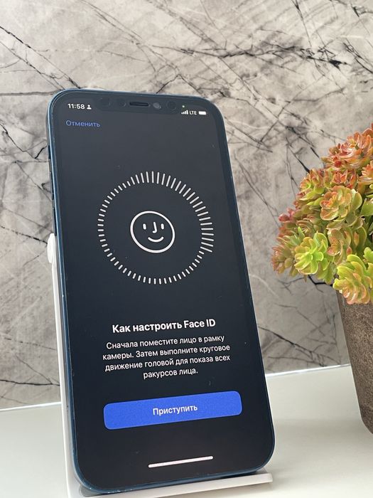 В продаже IPhone 12 64GB