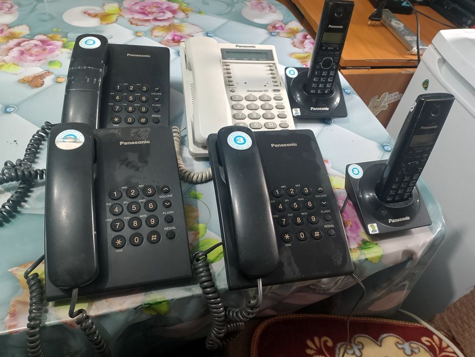 Продам домашние телефоны
