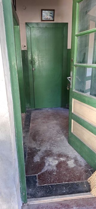Teren cu casa de vânzare