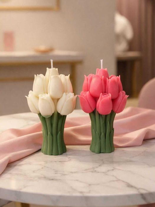 Подарок Свеча Тюльпаны