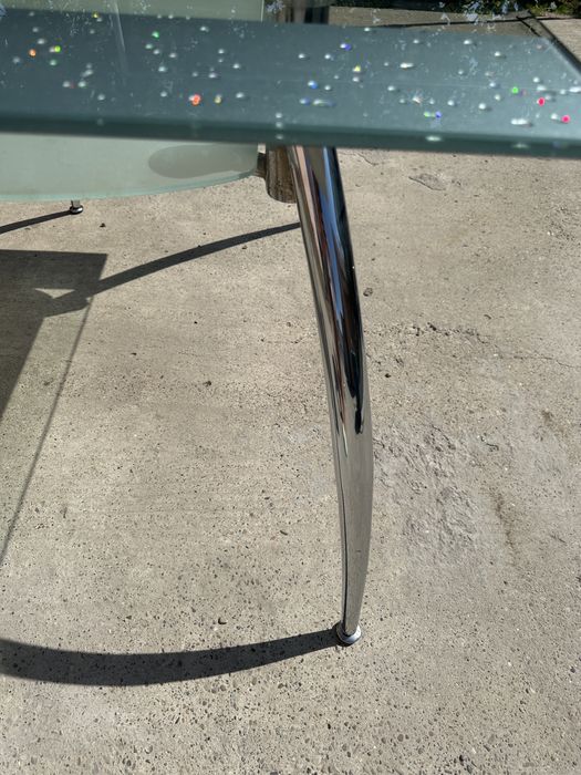 Masă bucătărie din sticlă