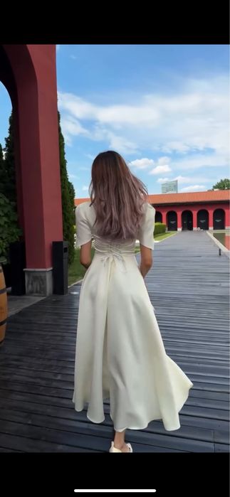 Продам платье новое