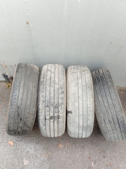 Продам шины  4 штуки