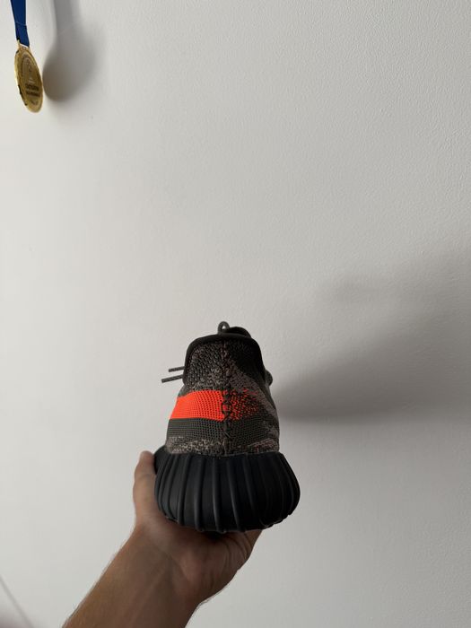 yeezy carbon beluga