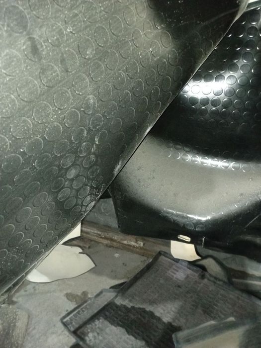 Продается чехол полик,жентра, оникс,линолеум,cobalt,ласетти, матиз