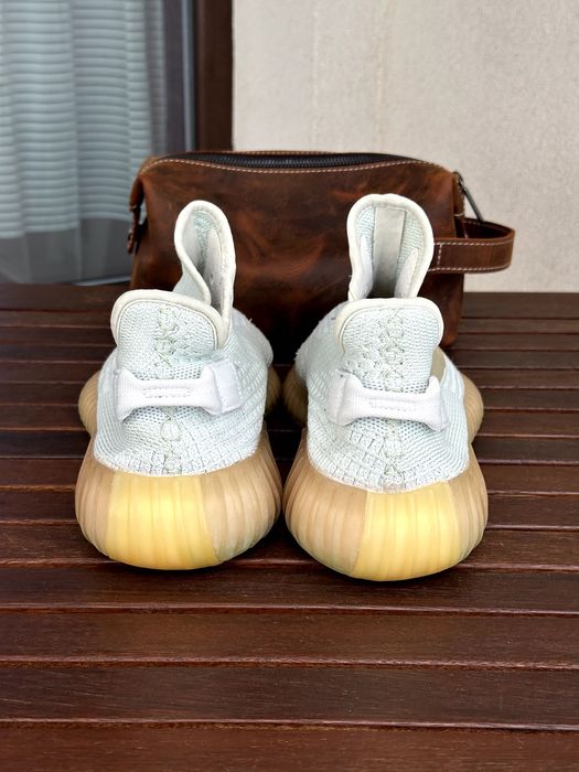 Обувки Adidas Yeezy Boost 350 V2 - номер 42, Много добро състояние