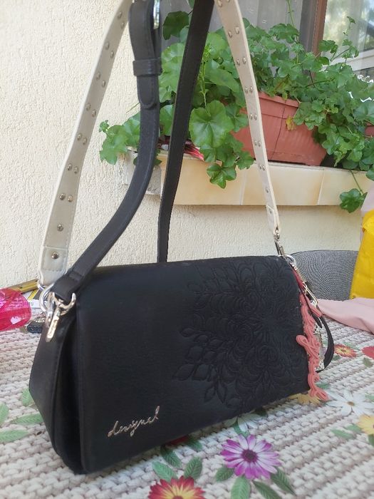 Дамска чанта DESIGUAL с 2 дръжки