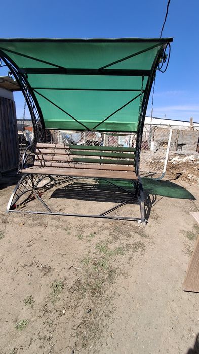 Продам Качели дачные