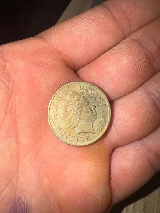 Английски паундове лимитирана серия