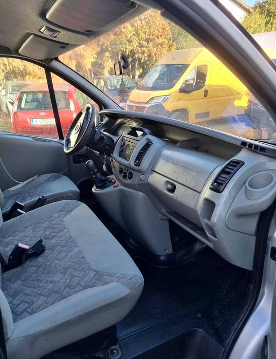 Продава се Opel Vivaro 2.5 CDTI