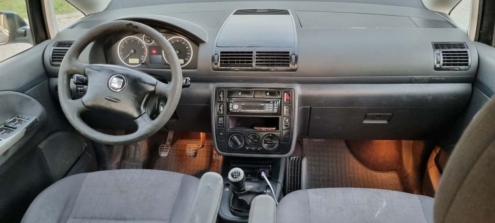 Seat Alhambra 7 Locuri Clima Functionala Se oferă fiscal pe loc