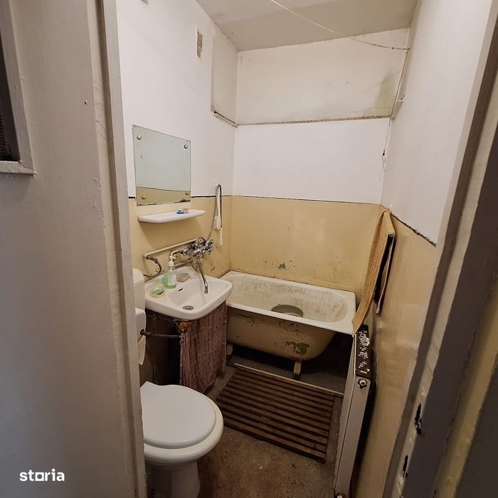 Vand apartament 2 camere