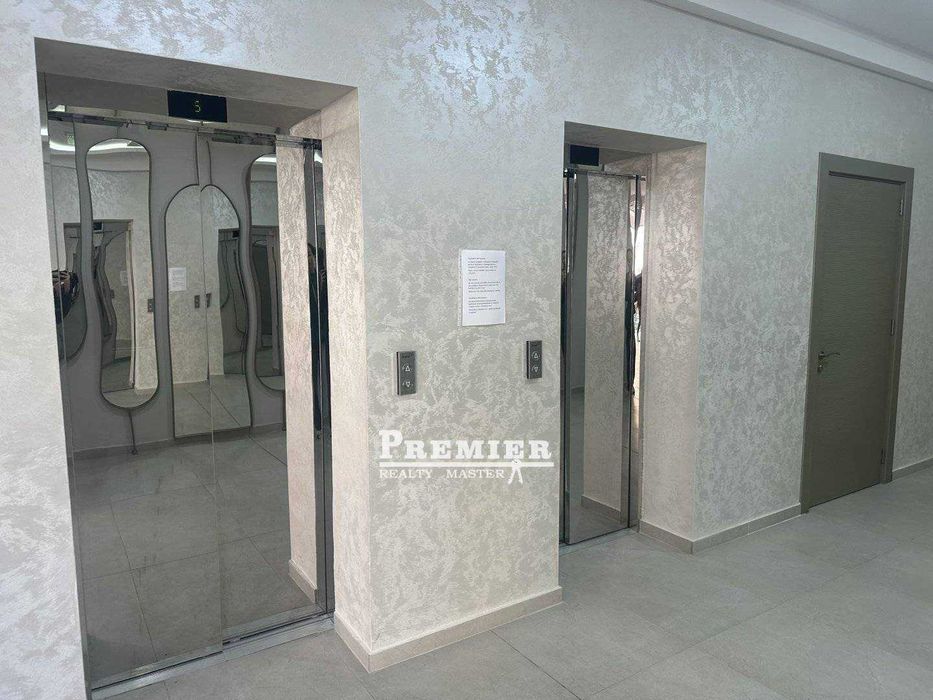 Просторен двустаен в модерен комплекс в центъра на Слънчев бряг