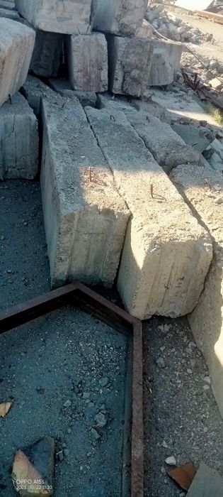 Продам блоки фундаментные в идеальном состоянии