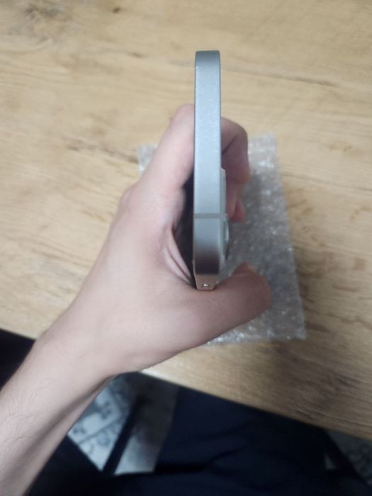 Iphone 13  4/128gb