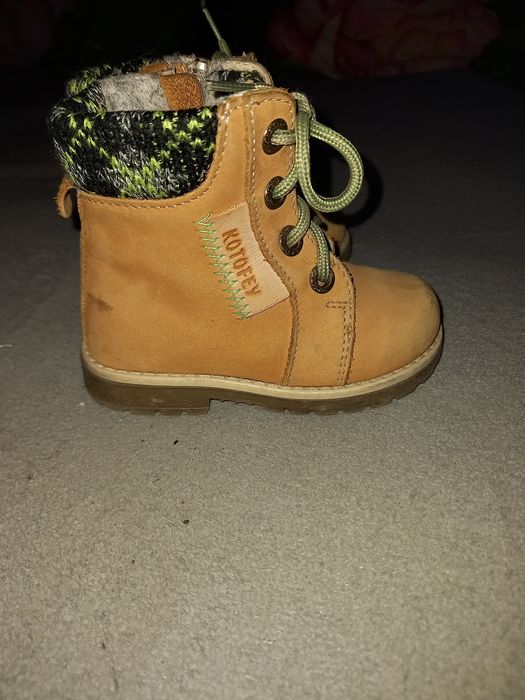 Ботинки детские демисезон 21 размер