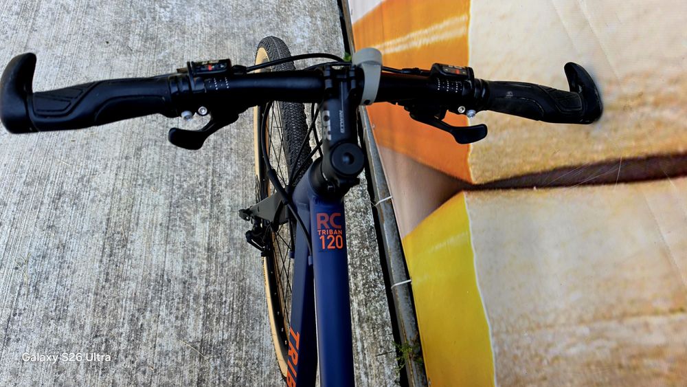Triban RC 120 Flat Bar