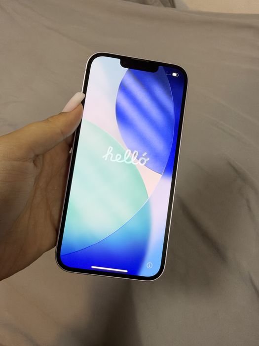 Telefon Iphone 14 simplu