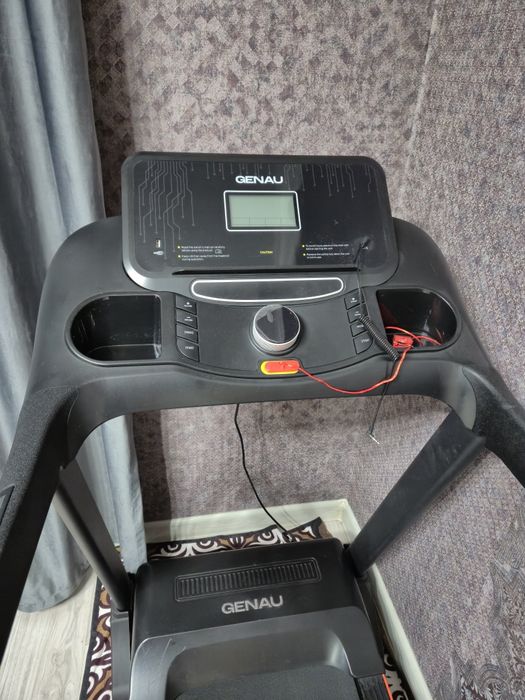 Продам беговую дорожку