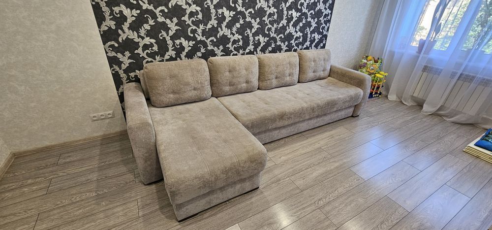 Продам 3х метровый диван