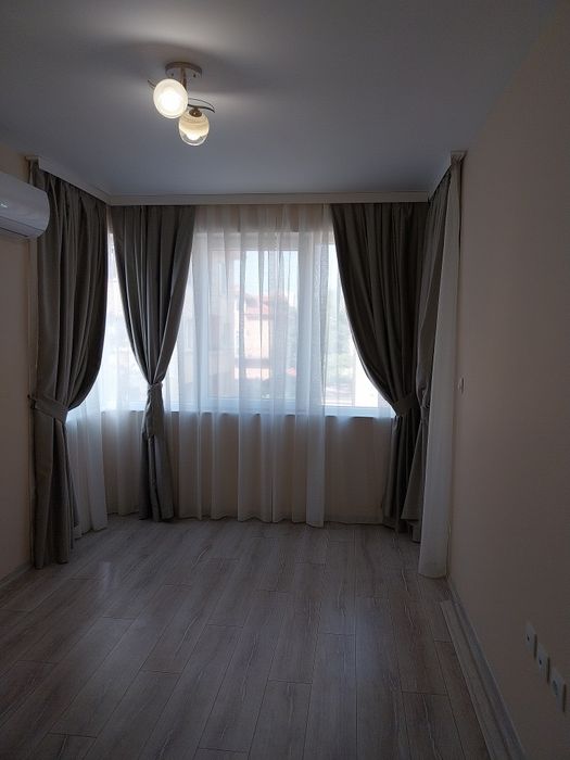 Тристаен апартамент  под наем