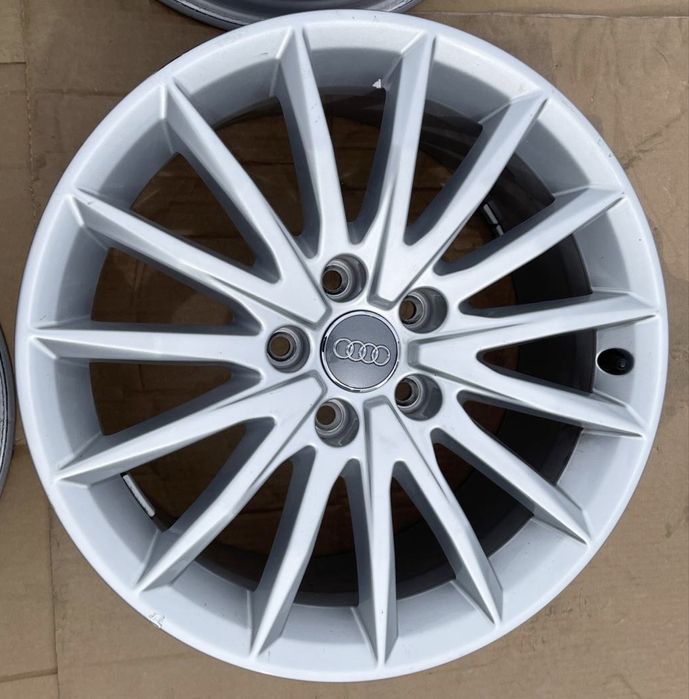 Jante Audi 17 A5 A4 B9 Allroad B8 ET29