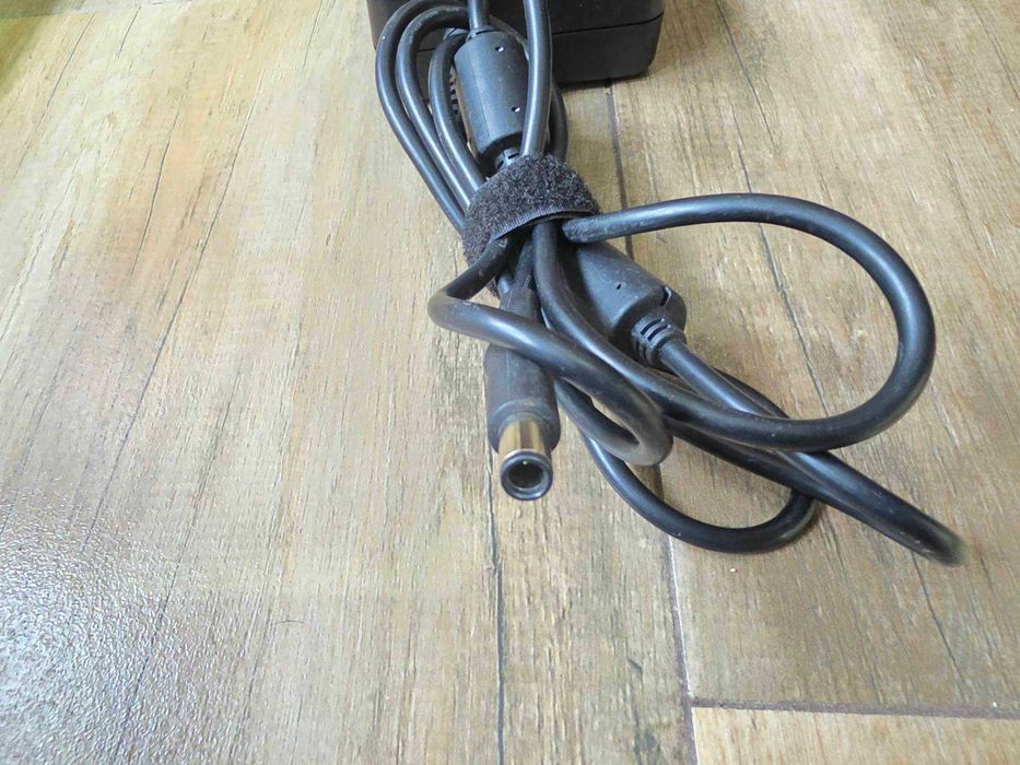 Зарядно за лаптоп HP AC Adapter HSTNN-LA12