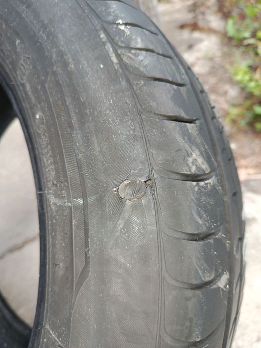 Продам два колеса R15