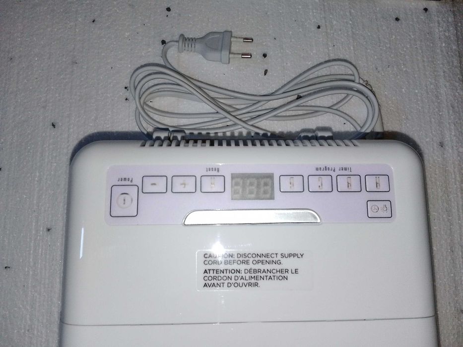 Лампа за маникюр CND