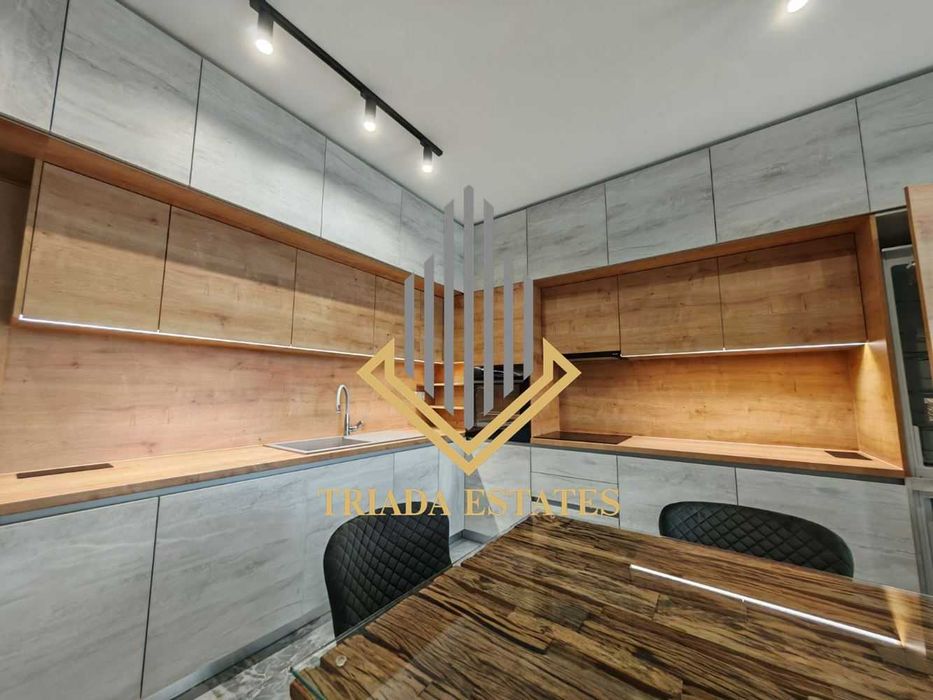 Продава се Тристаен апартамент в Бургас, Славейков - 137 кв.м за 1476 €/кв.м - Снимка #15